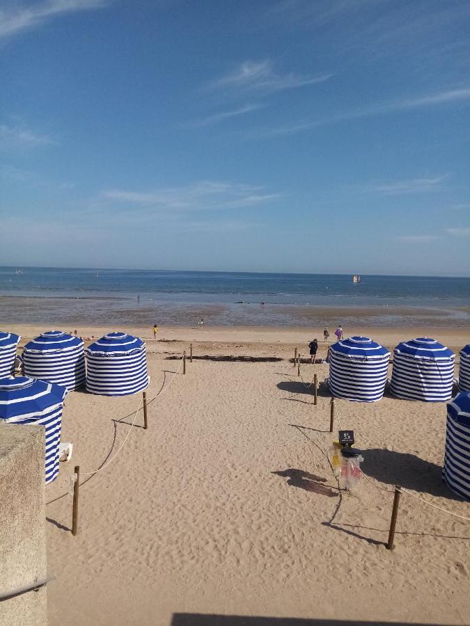 O Douceurs Sucrees Cabourg住宿加早餐旅馆 外观 照片